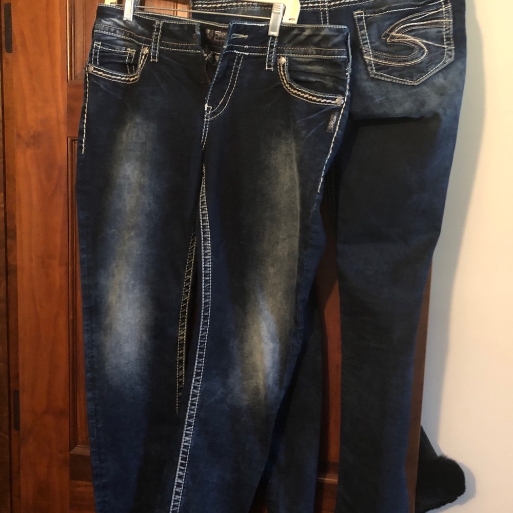 Silver NWOT skinny jeans 31 and 33/31